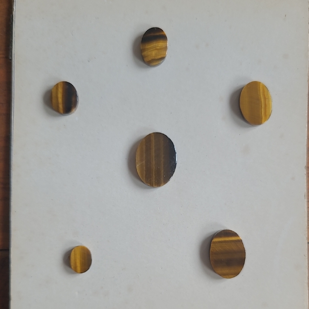 Tiger Eye Flat Face Stones